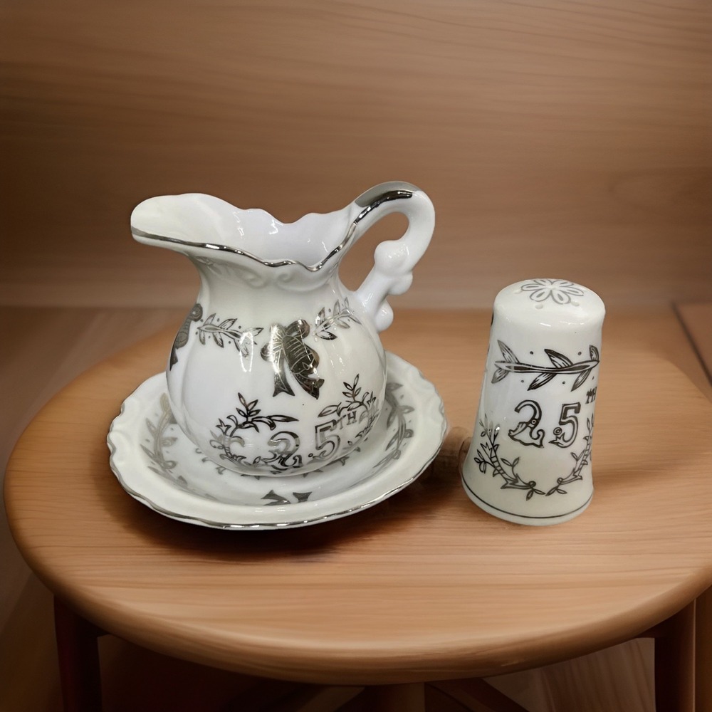 VINTAGE LEFTON 25TH ANNIVERSARY MINIATURE WASH‎ BASIN BOWL AND PITCHER 6548